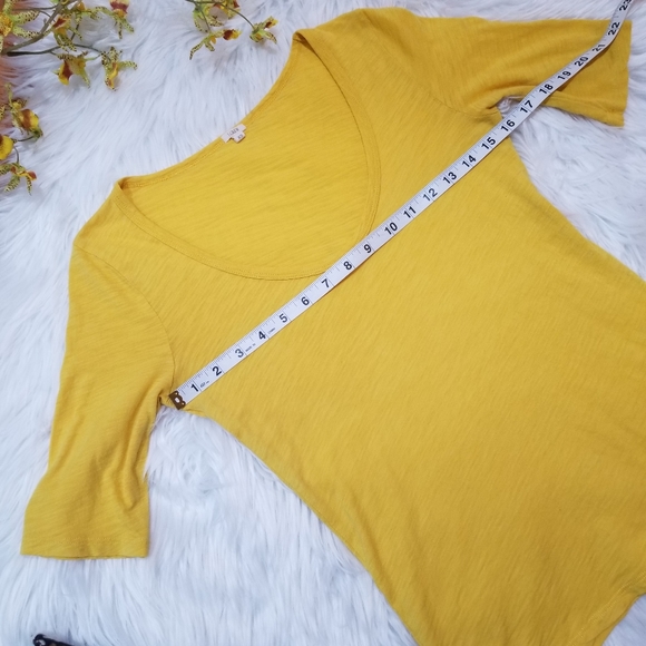 J.CREW T-Shirt Short Sleeves Yellow Color SIZE XS. - Picture 9 of 10